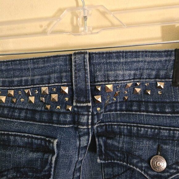 True Religion Billy Studded Rhinestone Flap Pocket Y2K Distressed Jeans Size 31 - Picture 12 of 15
